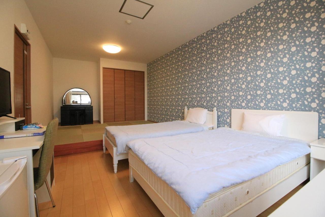 Hotel Swan Lake Nagara Nagara  Esterno foto
