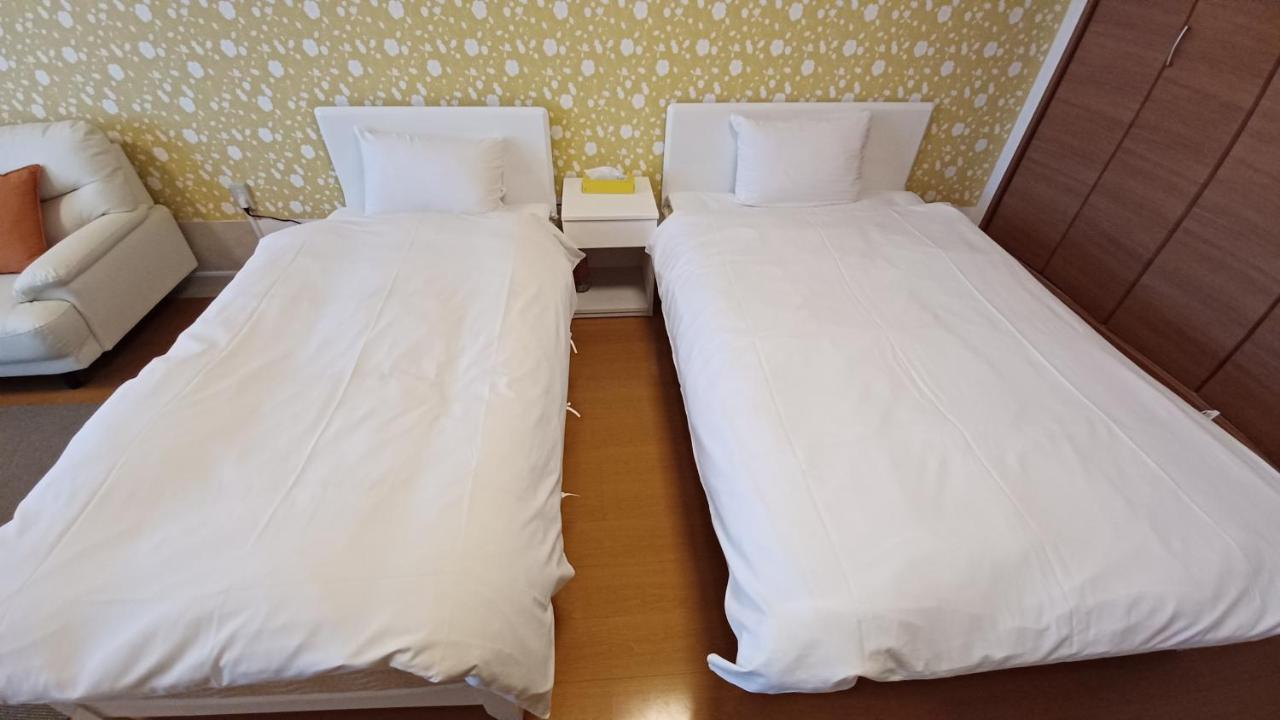 Hotel Swan Lake Nagara Nagara  Esterno foto